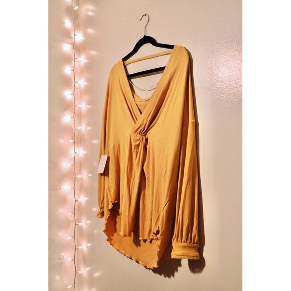 ⚡️FLASH S A L E⚡️NWT Free People Untamed Gold - Picture 6 of 6